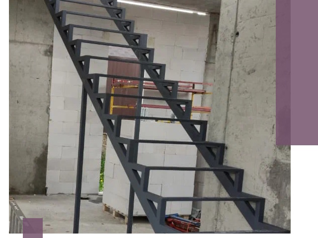 Демонтаж металлических лестниц в Комсомольске-на-Амуре быстро и безопасно