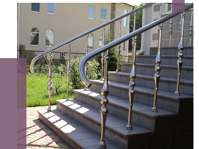 Перила для крыльца в Комсомольске-на-Амуре от 10714 руб. — монтаж ПРОЛЁТ-Кмс