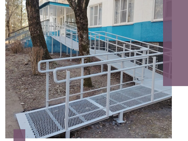 Пандусы под ключ в Комсомольске-на-Амуре: изготовление, монтаж и демонтаж